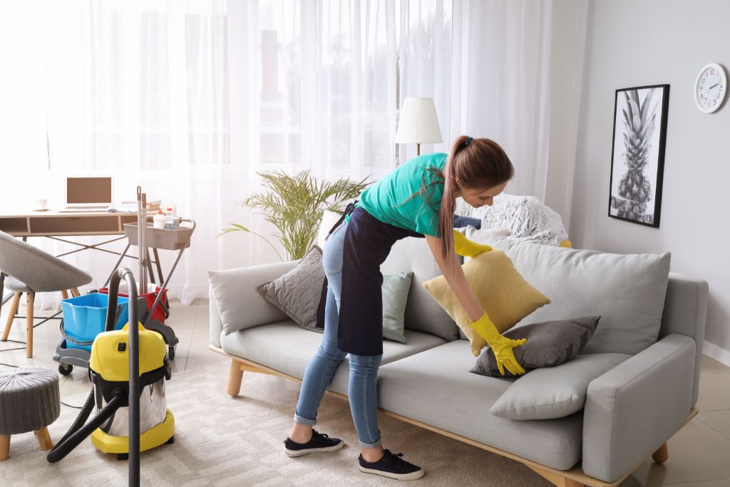 DIY vs. Professional House Cleaning in Plano Pros and Cons with HD Cleaning Services