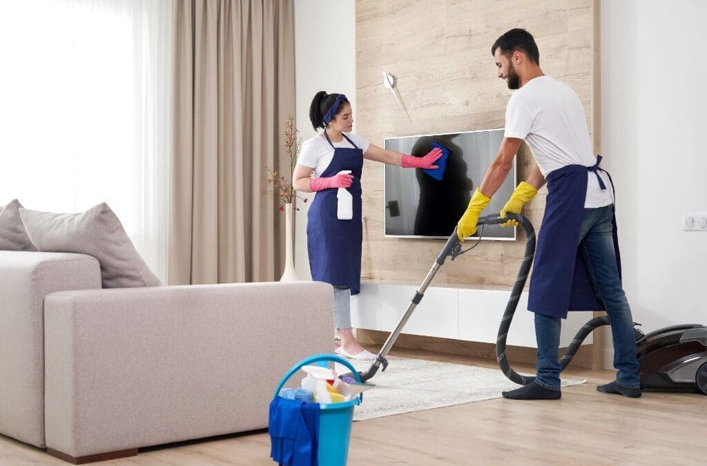 Weekly House Cleaning Schedule for Working Parents in North Texas